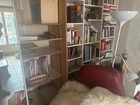 photo d'appartement Saint Ouen sur Seine avant debarras